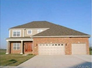 1406 Bridgehampton Rd, Troy, IL 62294