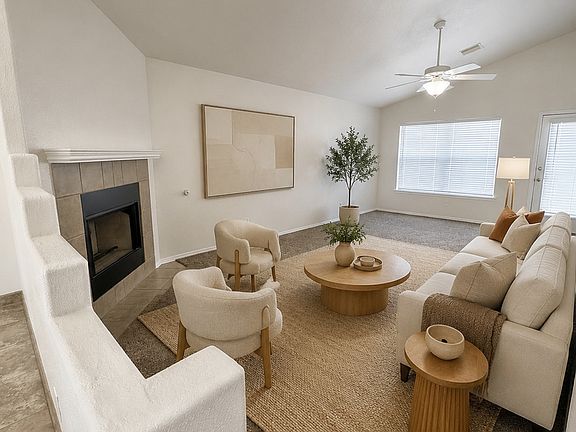 2nd image of 1326 Magoffin Pl
