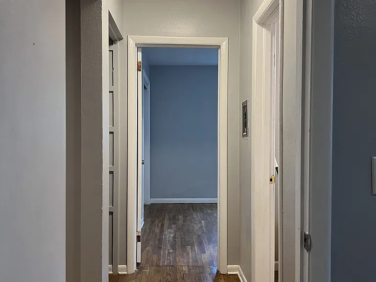 27 Tompkins St #5 — Photo 7