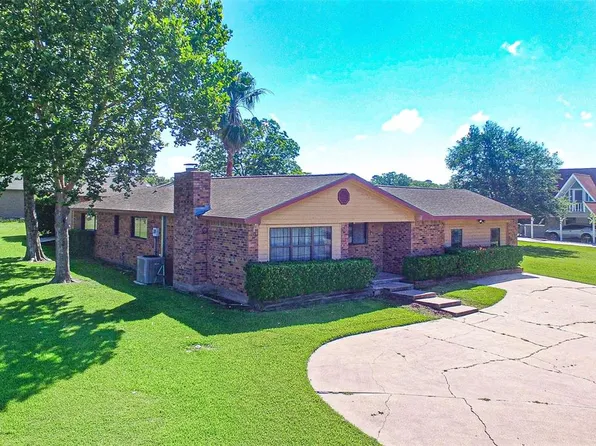 246 Heather Ln, Livingston, TX 77351