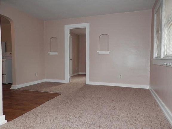 4th image of 1060 18th Ave S