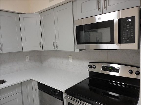 4th image of 9905 Pineapple Tree Drive #104
