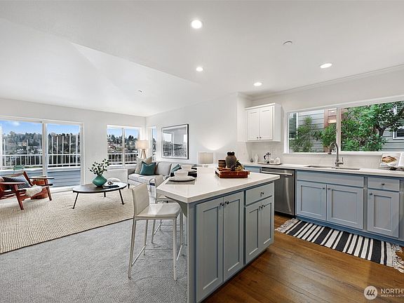 2nd image of 2841 14th Avenue W #202