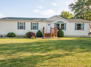 94 Pinewood Dr, Winfield, MO 63389