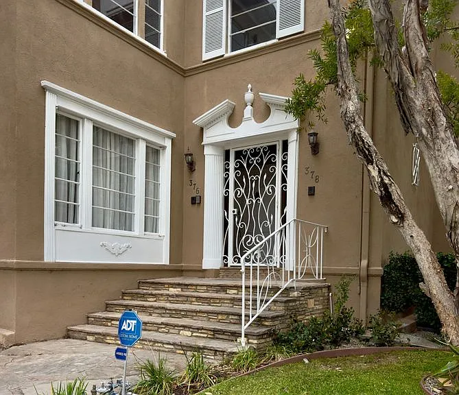 378 S La Jolla Ave — Photo 1