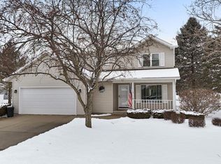 700 Bittersweet Ln, Watertown, WI 53094