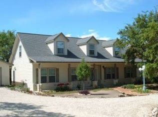 225 County Road 3828, San Antonio, TX 78253