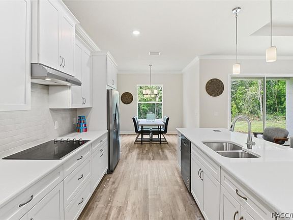 4th image of 1421 Saint James Loop