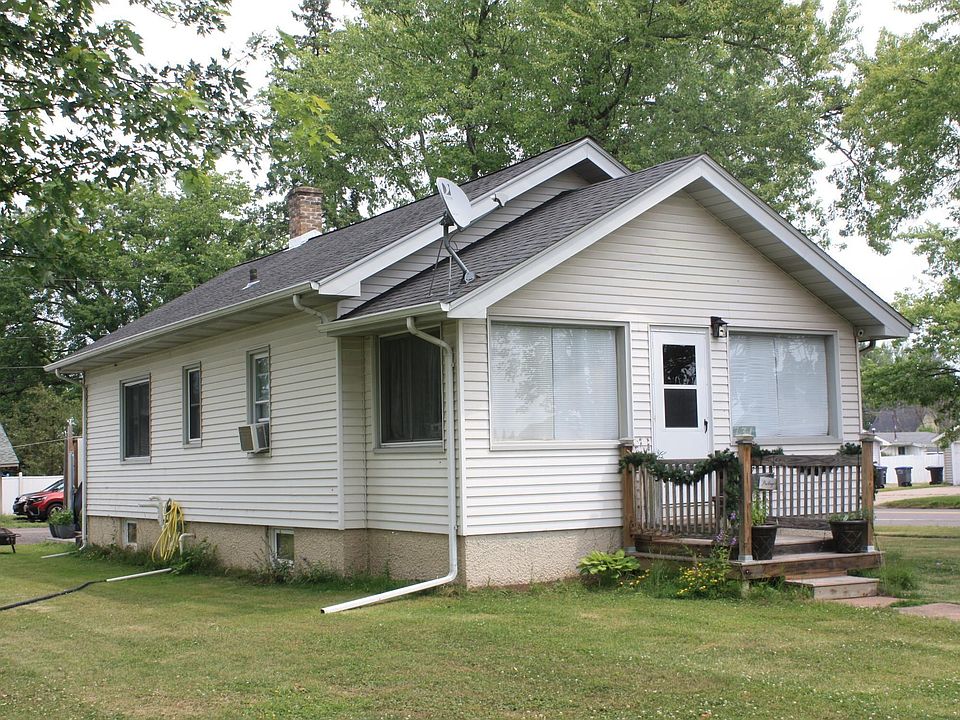 1st image of 1731 E 8th St