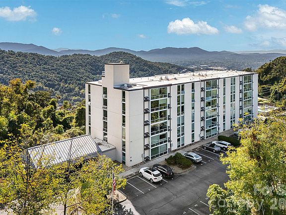 3rd image of 647 Town Mountain Rd APT 407