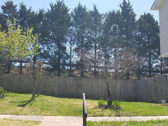 2nd image of 6118 Hoskins Hollow Cir