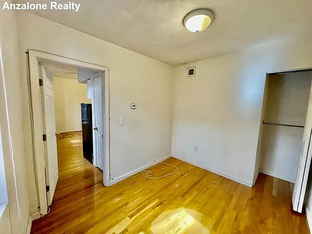 340 North St #5 — Photo 1