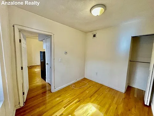 340 North St #5 Photo 1