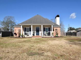 40436 Old Hickory Ave, Gonzales, LA 70737
