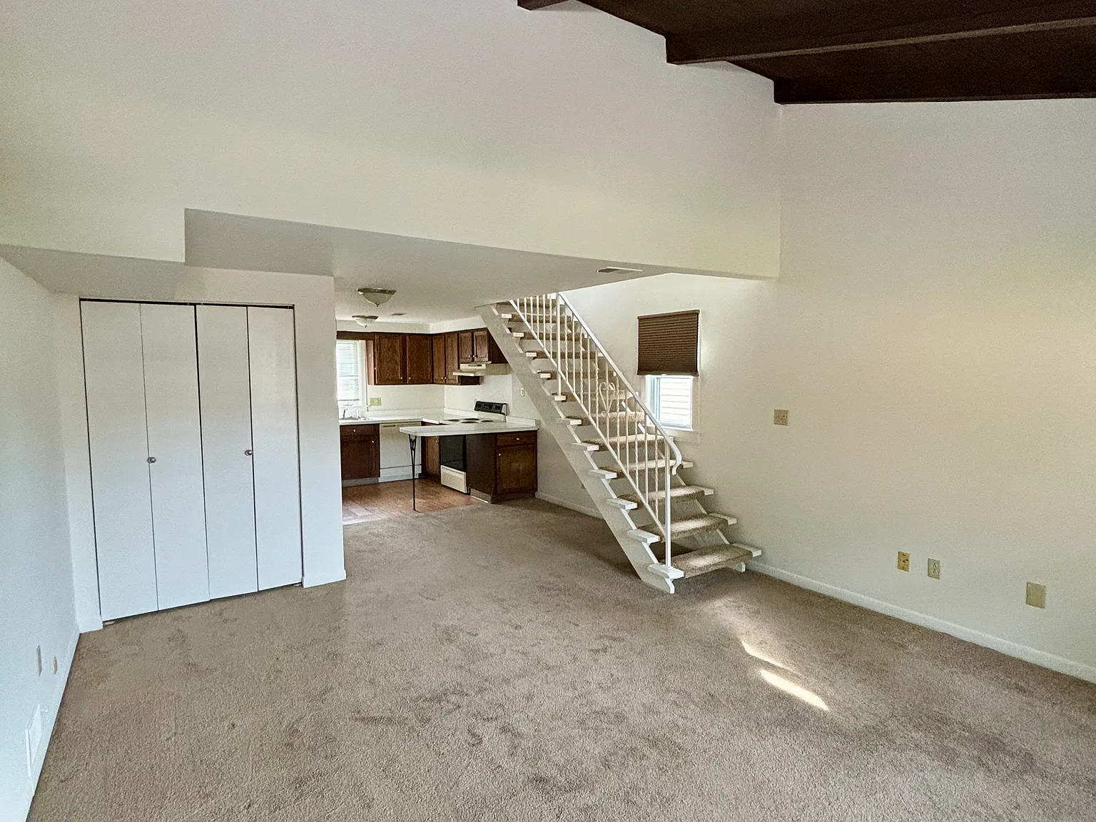1 bed, 730 sqft, $1,145 — Photo 2
