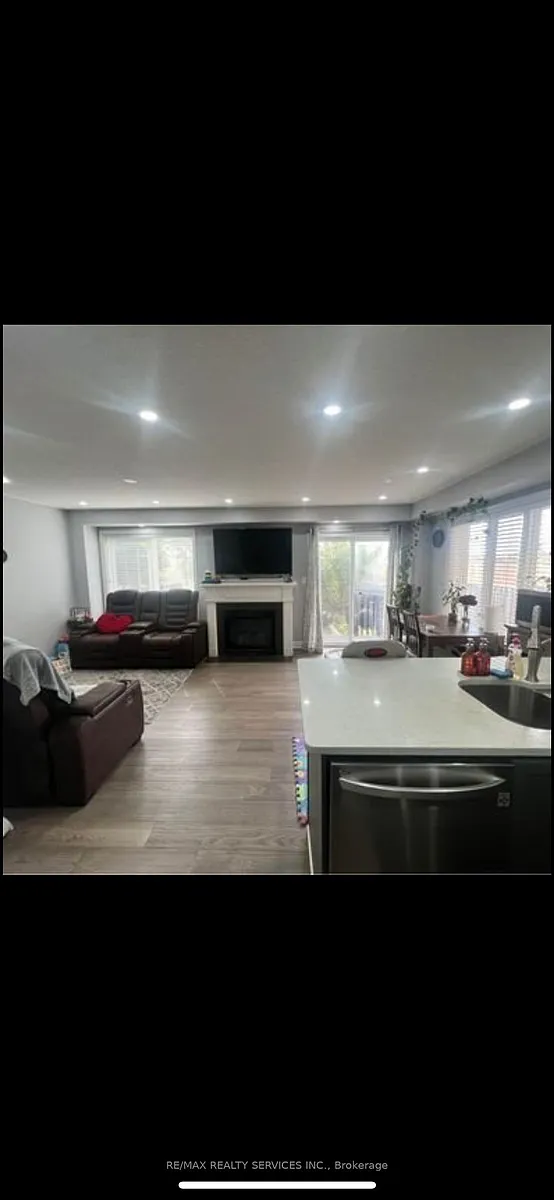 Building Photo - 97 Periwinkle Dr