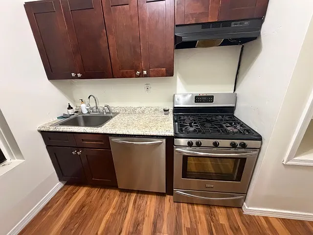 429 Fairmount Ave #206 — Photo 1