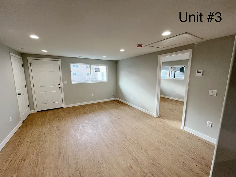 642 N 400 E — Photo 19