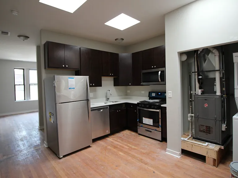 4208 N Milwaukee Ave #2F — Photo 5