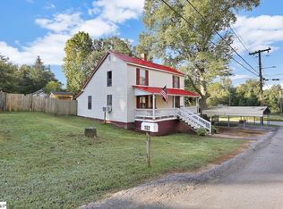 102 College St, Central, SC 29630