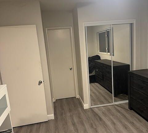 4th image of 250 E 10th Ave #250