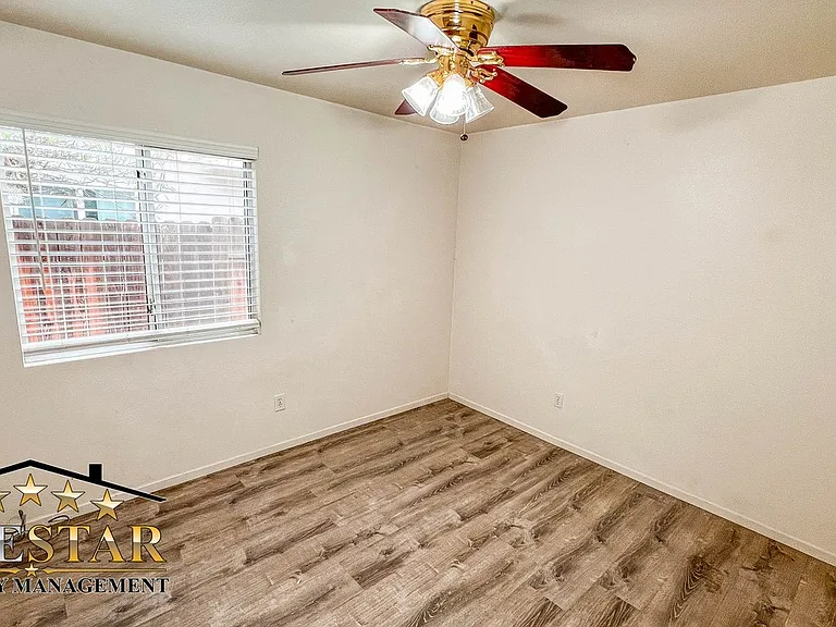 5514 Sierra Caves Ave — Photo 23