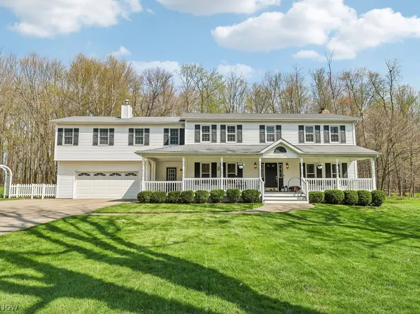 8688 Lake In The Woods Trl, Chagrin Falls, OH 44023