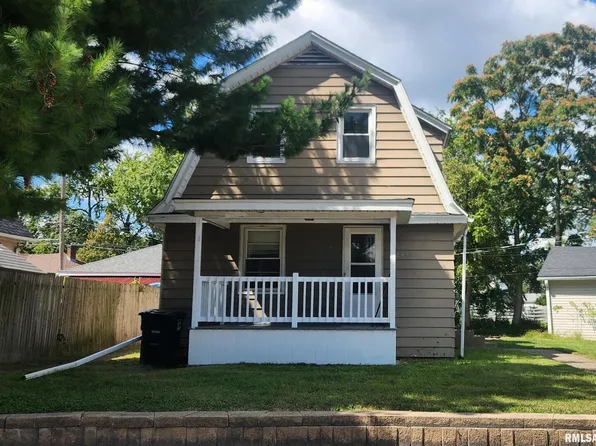 2419 Avenue Of The Cities, Moline, IL 61265