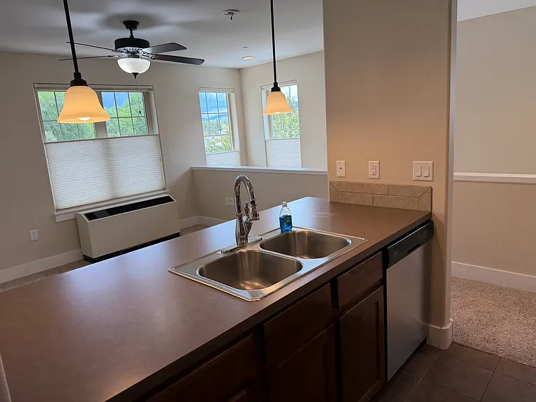 251 Urban Prairie St #B — Photo 5