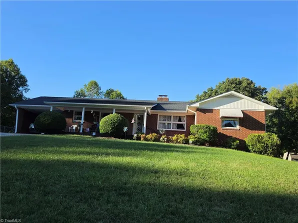 708 Hudson St, Winston Salem, NC 27105