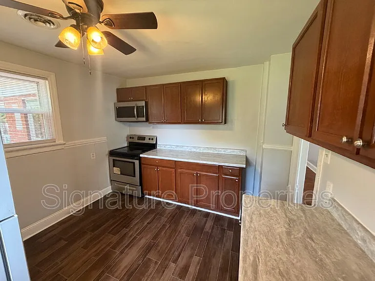 2411 Carlisle Ave — Photo 13