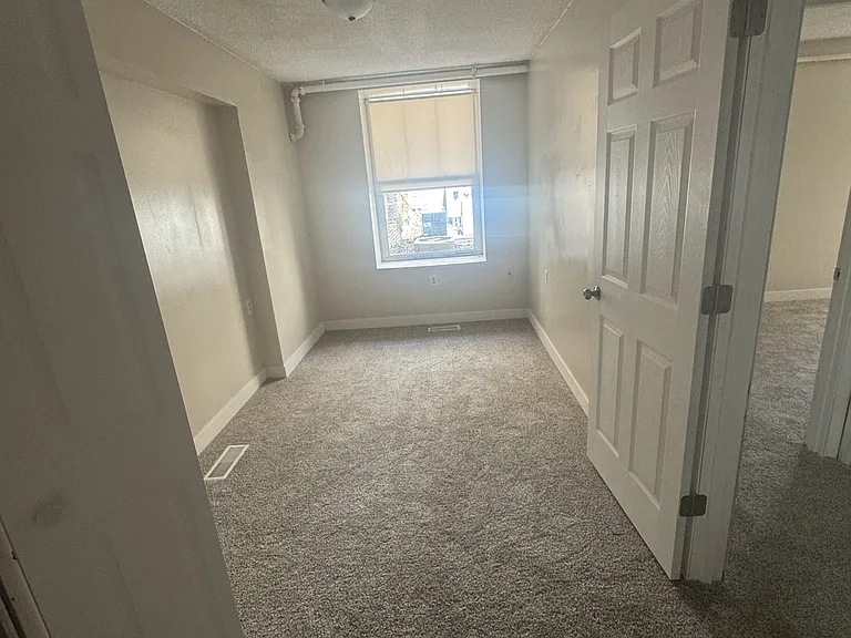 314 Randolph St E #104 — Photo 11
