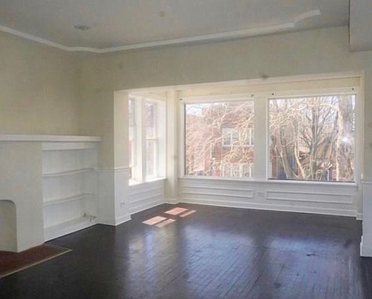 3rd image of 5943 S Campbell Ave