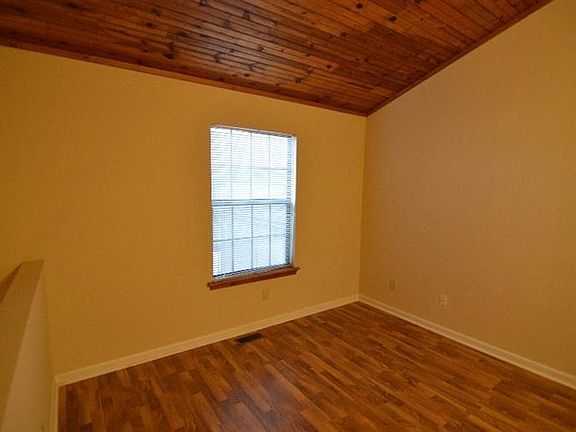 5th image of 2515 Knightsbridge Ln