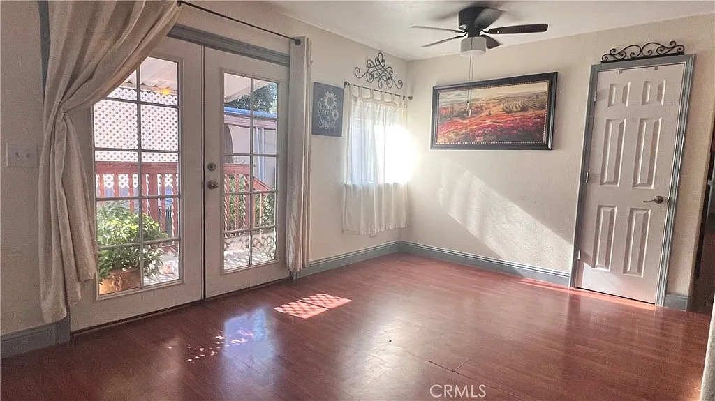 2135 Nord Ave Space 33 photo 1