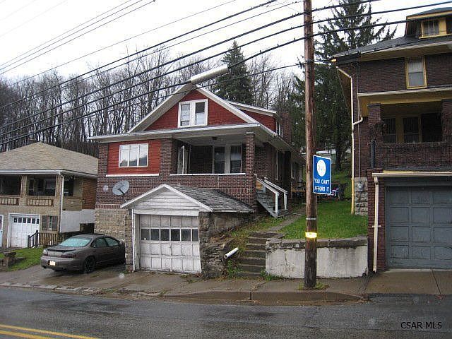 2nd image of 1191 Bedford St