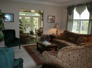 27 Dutchess Ct, Southampton, NJ 08088