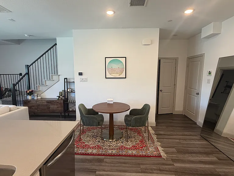6073 Roper Rd — Photo 5