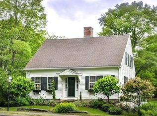 9 N Main St, Sherborn, MA 01770
