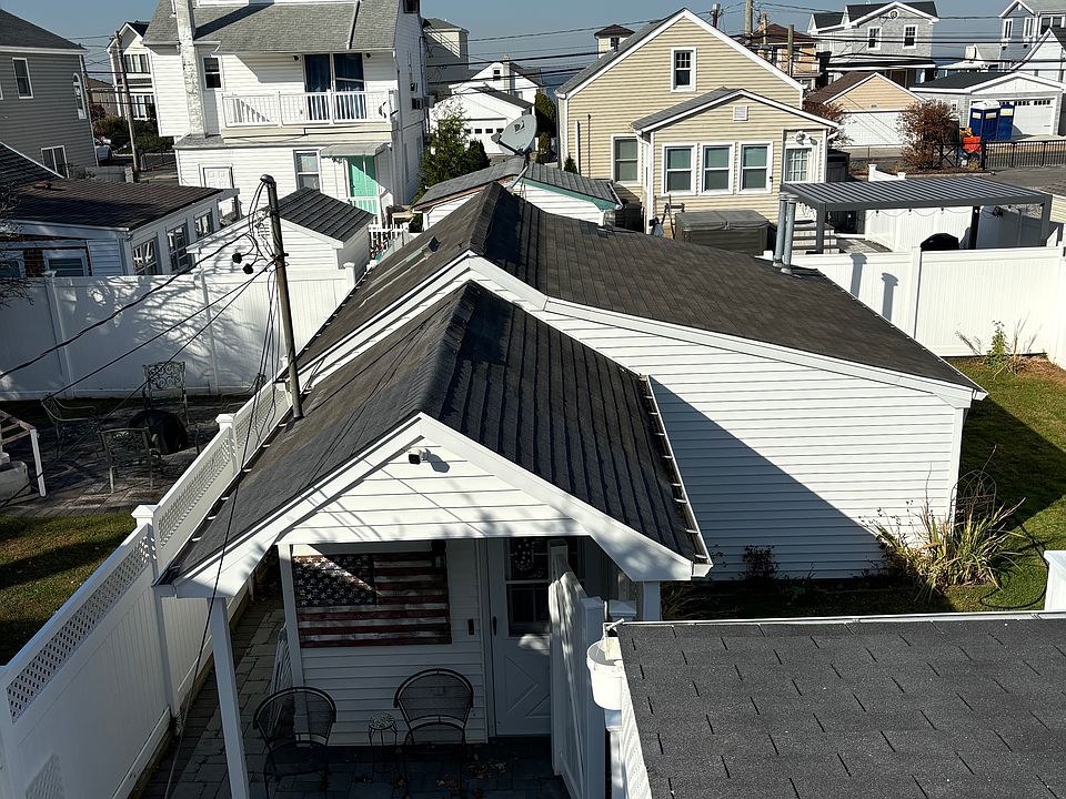 1st image of 65 1st Ave #B