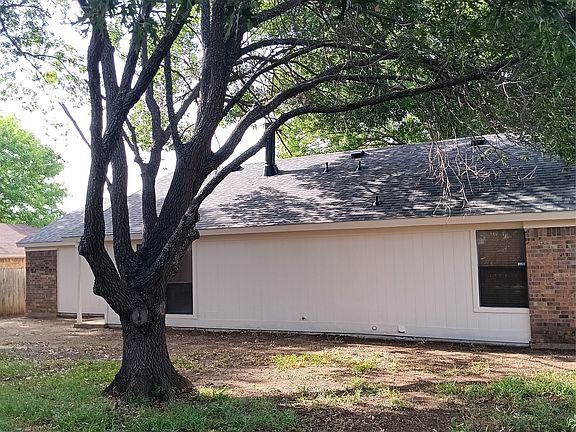 5th image of 3618 Wentworth Dr
