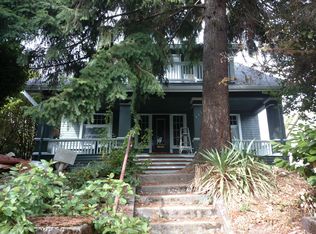 2833 32nd Ave S, Seattle, WA 98144