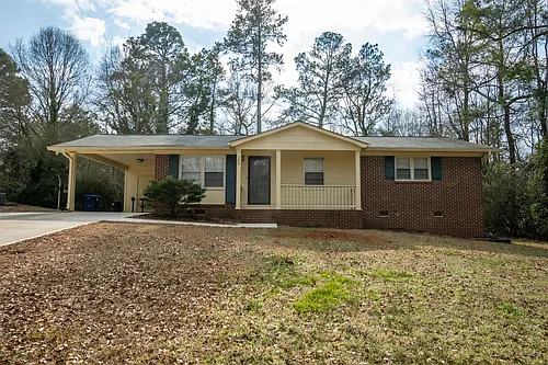 105 Cedar Dr Photo 1