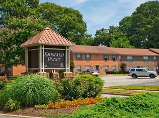 Emerald Point Apartments & Townhomes, Virginia Beach, VA 23454