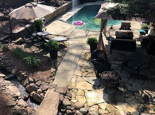 9909 San Miguel Ln, Knoxville, TN 37922