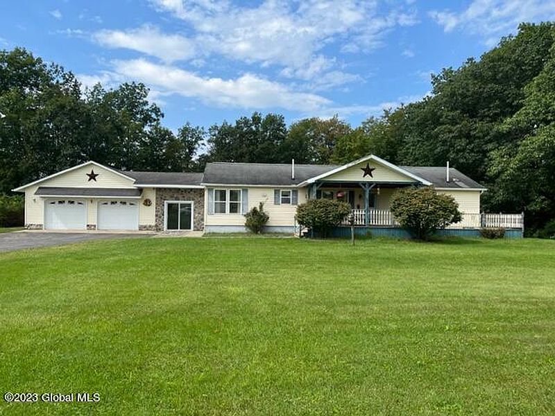 3rd image of 368 Fort Hunter Road