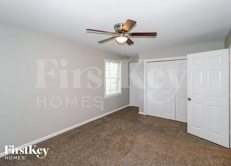 5130 Kingswood Cir — Photo 7