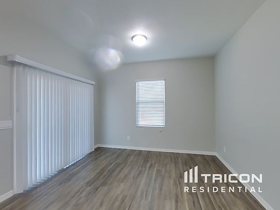 5th image of 4504 W Saddlebush Way