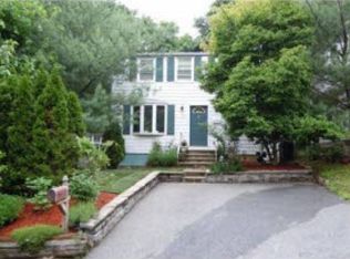 124 Sherwood Ave, Mahwah, NJ 07430