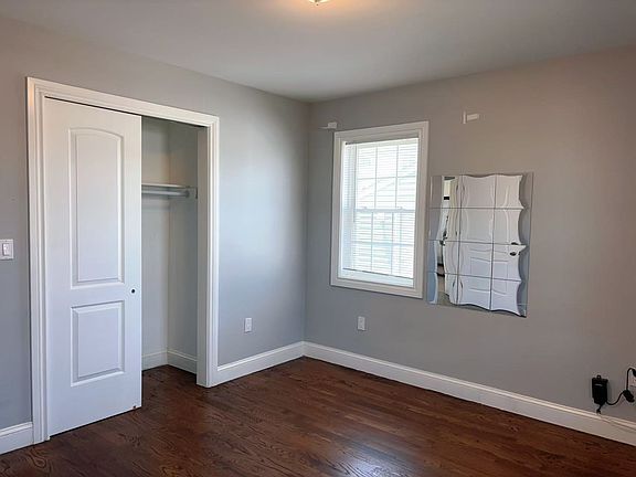 5th image of 578 Albert St
